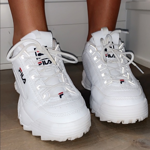 fila ladies tennis shoes